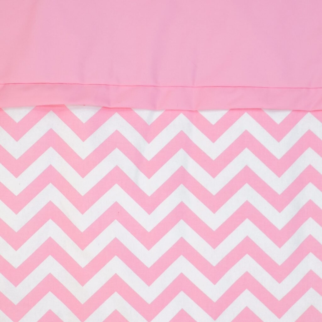 Boobeyeh 5-piece chevron zigzag pink baby bedding set - perfect for baby girls