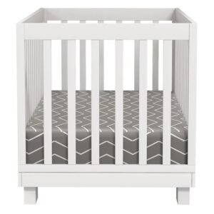 Joanna white convertible infant crib by boobeyeh