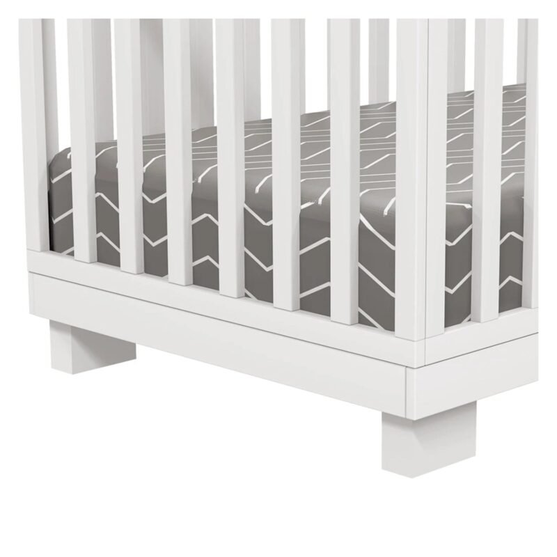 Joanna white convertible infant crib by boobeyeh