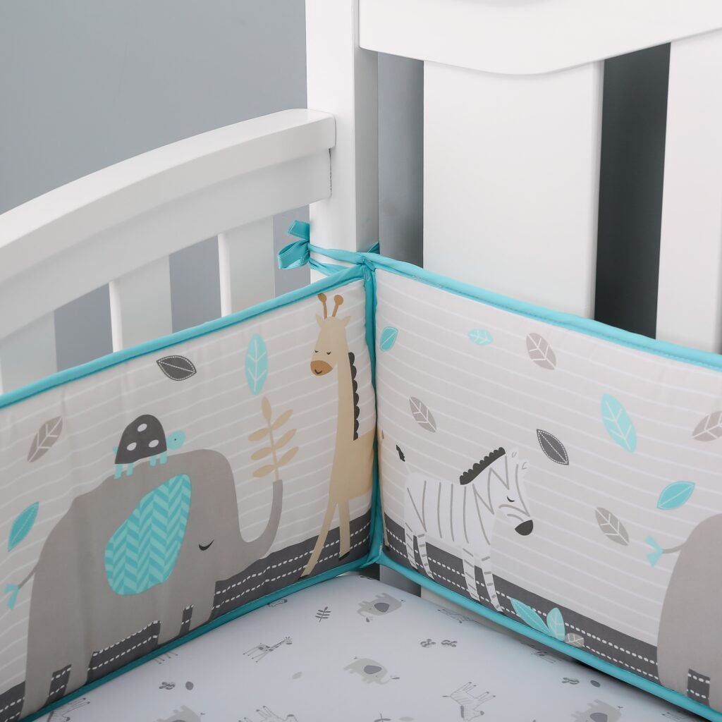 Boobeyeh 5-piece crib bedding set, elephant & giraffe theme.