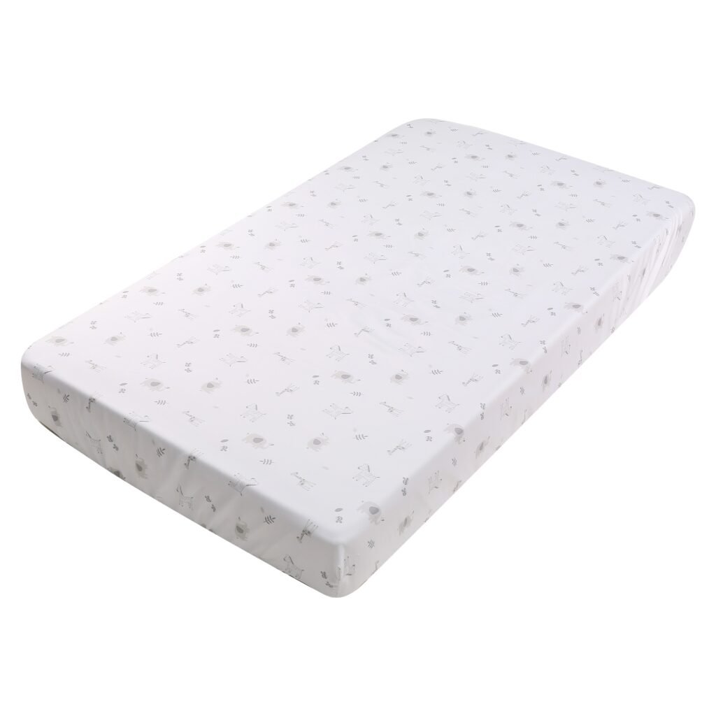 Boobeyeh 5-piece crib bedding set, elephant & giraffe theme.