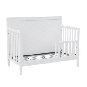 Bebelelo_ModernaCrib_White_L45ToddlerBarrier Moderna convertible crib, white